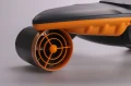 Skuter podwodny SUBLUE Navbow+ Flame Orange – detal pędnika i osłony w kolorze pomarańczowym