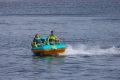 Solidna_kanapa_do_holowania_2026_O_Brien_Hovr2_Tube_Action-6543.webp