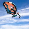 wing-ga-wings-cross-2025-white-blue-08-skok-na-wingfoilu.webp